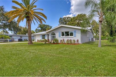 1208 Laurel Avenue, Venice, FL 34285 - Photo 1