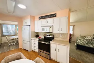 408 Hawthorne Blvd, Leesburg, FL 34748 - Photo 9
