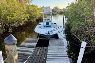 468 Ceil Dr, Nokomis, FL 34275 - Photo 3