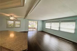 139 Royal Palm Dr, Leesburg, FL 34748 - Photo 11