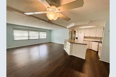 139 Royal Palm Drive, Leesburg, FL 34748 - Photo 9