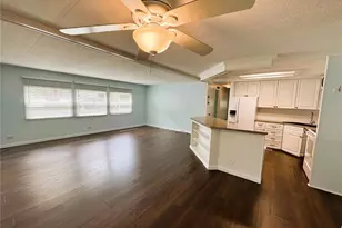 139 Royal Palm Dr, Leesburg, FL 34748 - Photo 9