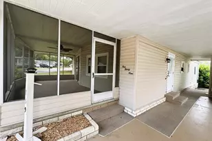 139 Royal Palm Dr, Leesburg, FL 34748 - Photo 7