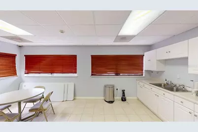 227 Central Avenue, Sarasota, FL 34236 - Photo 11