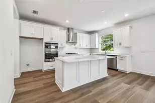 7571 Hawkstone Dr, Sarasota, FL 34241 - Photo 3