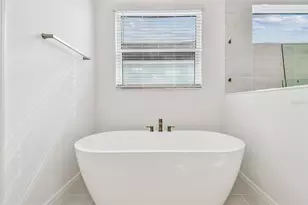 7571 Hawkstone Dr, Sarasota, FL 34241 - Photo 21