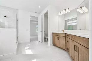 7571 Hawkstone Dr, Sarasota, FL 34241 - Photo 23