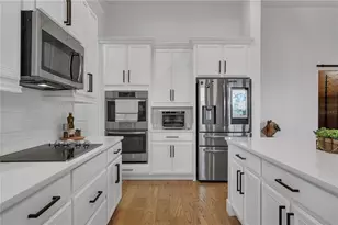 3869 Shoreside Dr, Kissimmee, FL 34746 - Photo 13