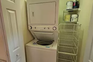 8340 Wingate Dr, Sarasota, FL 34238 - Photo 17