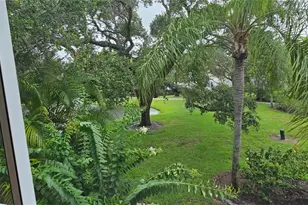 850 S Tamiami Trl, Sarasota, FL 34236 - Photo 9