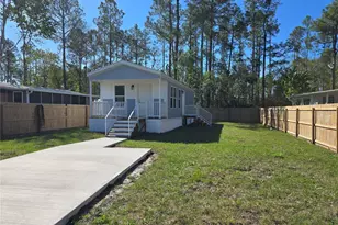 24350 Maxwell St, Astor, FL 32102 - Photo 17