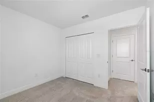 8105 Seaflower Pkwy, Bradenton, FL 34210 - Photo 17