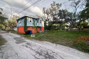 212 48th St N, Saint Petersburg, FL 33713 - Photo 3