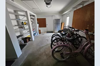 6442 Colonial Drive, Sarasota, FL 34231 - Photo 23