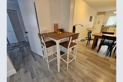 6442 Colonial Drive, Sarasota, FL 34231 - Photo 5