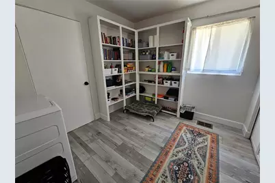 6442 Colonial Drive, Sarasota, FL 34231 - Photo 21