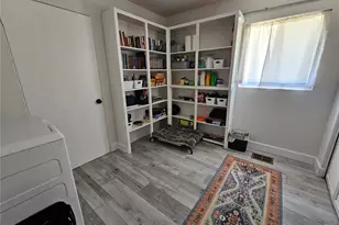 6442 Colonial Dr, Sarasota, FL 34231 - Photo 21