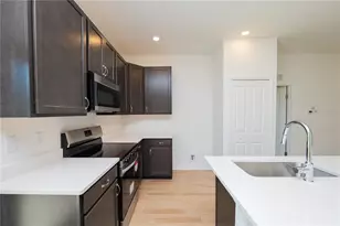 4569 San Lorenzo Dr, Sebring, FL 33872 - Photo 7