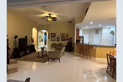 856 Timber Isle Drive, Orlando, FL 32828 - Photo 9