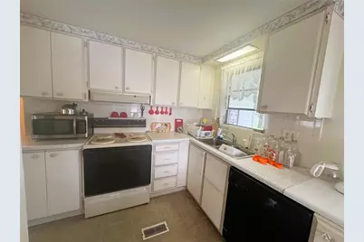 106 Dogwood Trail, Leesburg, FL 34748 - Photo 13