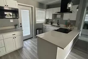 1723 Bush Ave, Lakeland, FL 33805 - Photo 11