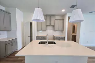 3808 Daybreak Run Loop, Spring Hill, FL 34609 - Photo 3