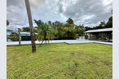 55744 Holiday Circle, Astor, FL 32102 - Photo 35