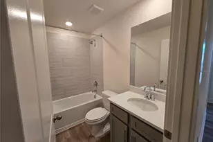 3830 Daybreak Run Loop, Spring Hill, FL 34609 - Photo 17