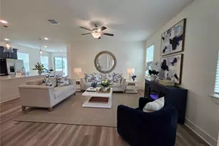 3844 Daybreak Run Loop, Spring Hill, FL 34609 - Photo 3