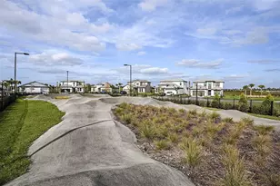 17551 Savory Mist Cir, Lakewood Ranch, FL 34211 - Photo 15