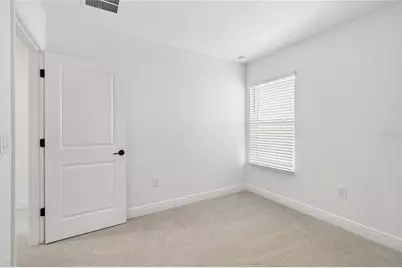 8215 Seaflower Parkway, Bradenton, FL 34210 - Photo 11