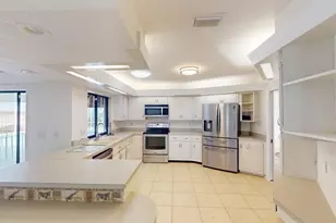 3819 Countryside Ln, Sarasota, FL 34233 - Photo 17