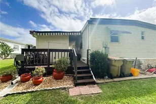 131 Bougainvillea Dr, Leesburg, FL 34748 - Photo 7