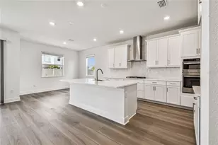 7579 Seahawk Ave, Sarasota, FL 34241 - Photo 3