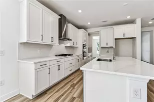 7586 Seahawk Ave, Sarasota, FL 34241 - Photo 7