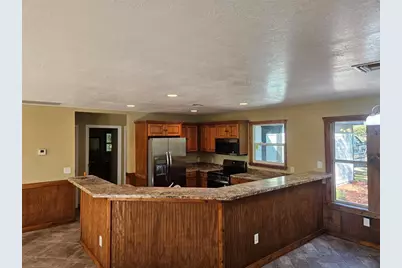 12022 SE Sunset Harbor Road, Weirsdale, FL 32195 - Photo 3