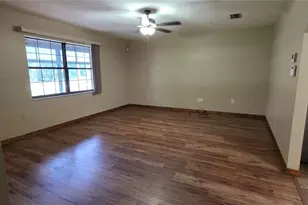 40116 Parkinsonia St, Lady Lake, FL 32159 - Photo 3