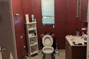 2415 E 21st Ave, Tampa, FL 33605 - Photo 9