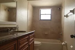 5023 Ithaca Ln, Sarasota, FL 34243 - Photo 11