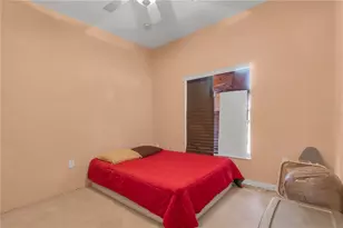 2620 Meadow View Ct, Kissimmee, FL 34746 - Photo 19