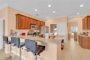 2620 Meadow View Ct, Kissimmee, FL 34746 - Photo 7