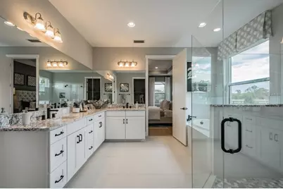 2032 Bolsena Street, Nokomis, FL 34275 - Photo 5