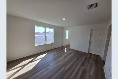 3827 Daybreak Run Loop, Spring Hill, FL 34609 - Photo 9