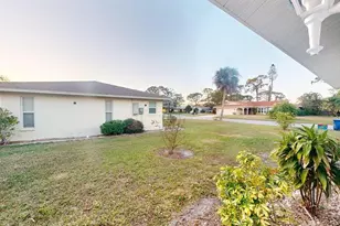 2275 Pine View Cir, Sarasota, FL 34231 - Photo 27