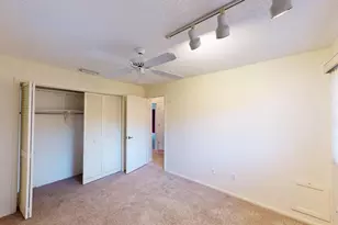 2275 Pine View Cir, Sarasota, FL 34231 - Photo 17