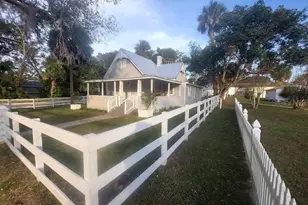 246 N Oak Ave, Orange City, FL 32763 - Photo 29