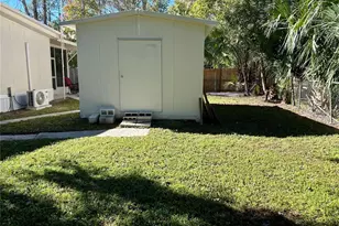 23917 Deer Rd, Astor, FL 32102 - Photo 25