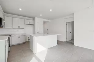 9102 Optimist Wy, Palmetto, FL 34221 - Photo 7