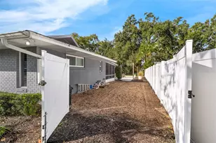 4512 Crichton Ln, Orlando, FL 32806 - Photo 7