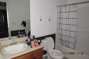 1944 Greenwood Valley Dr, Plant City, FL 33563 - Photo 9